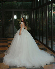 Luxury Long A-line V-neck Beads Tulle Glitter Wedding Dress with Cap Sleeves