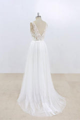 Long Deep V-neck Lace A-line Tulle Wedding Dress