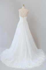 Long Sweetheart Spaghetti Strap Applique Tulle A-line Wedding Dress