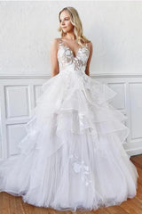 Modest Long A-line V-Neck Spaghetti Straps Tulle Lace Wedding Dresses