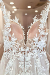 Sexy A-Line Deep V-Neck Lace Tulle Long Front Split Wedding Dress with Appliques