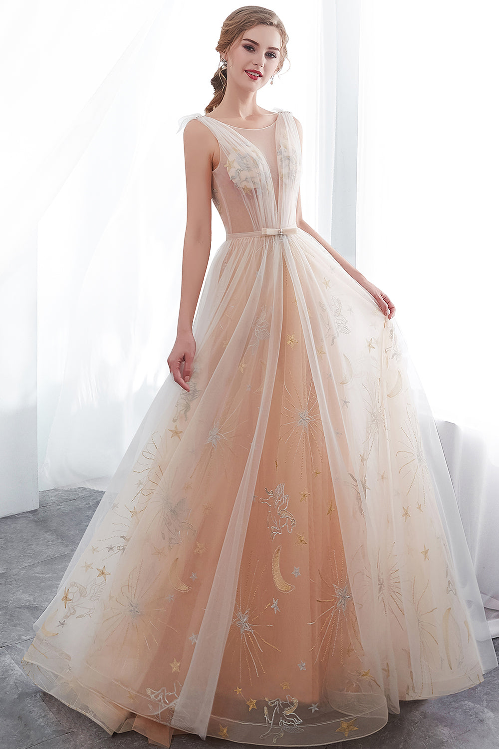 A-line Sleeveless Long Tulle Appliques Evening Dresses