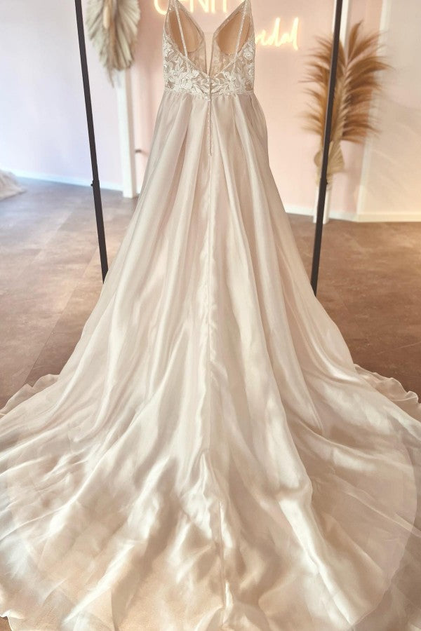 Gorgeous Long A-line V-neck Satin Lace Backless Wedding Dresses