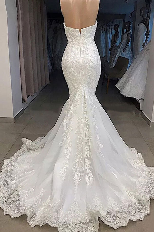 Long Off the Shoulder Sweetheart Appliqued Lace Wedding Dress