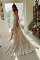 Elegant Long A-line Sweetheart Tulle Lace Wedding Dress with Slit