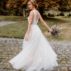 Stunning Long V-neck A-Line Open Back Tulle Floor Length Floral Wedding Dress