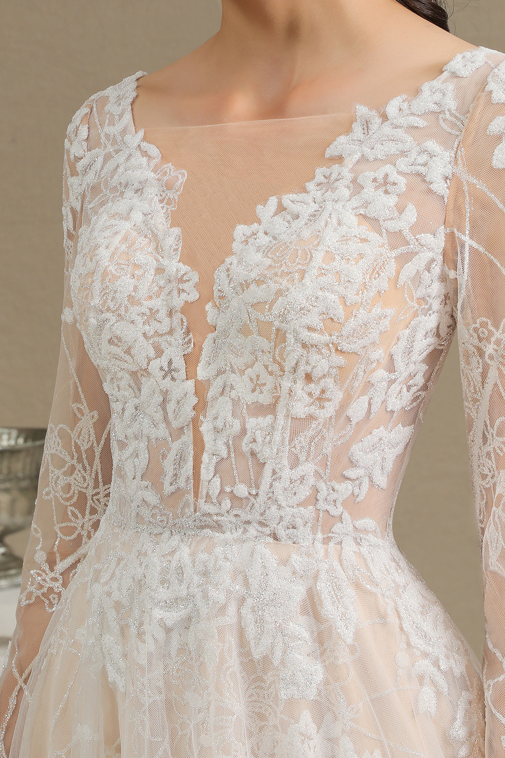 Elegant Long Sleeve Sweetheart Rulle Tulle A-line Wedding Dress