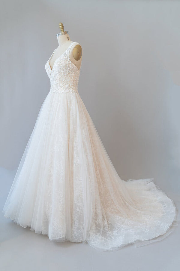 Long A-line V-neck Backless Appliques Tulle Chapel Train Wedding Dress