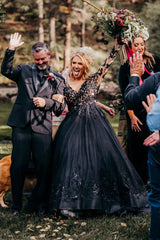 Elegant Black Long A-line V-neck Tulle Lace Wedding Dresses with Sleeves