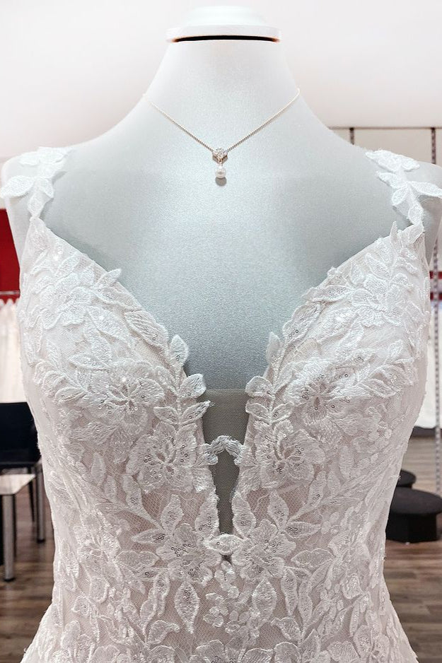 Beautiful Long A-line Tulle Lace V Neck Ruffles Open Back Wedding Dresses
