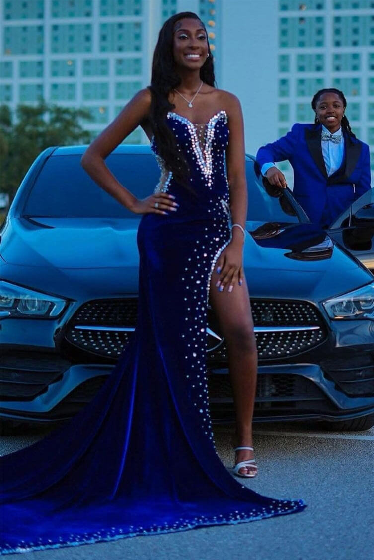 Long Strapless V-Neck Mermaid Velvet Burgundy Prom Dress with Split Side
