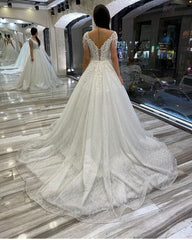 Elegant Long A-Line Sequins Appliques Lace Sweetheart Backless Train Wedding Dresses