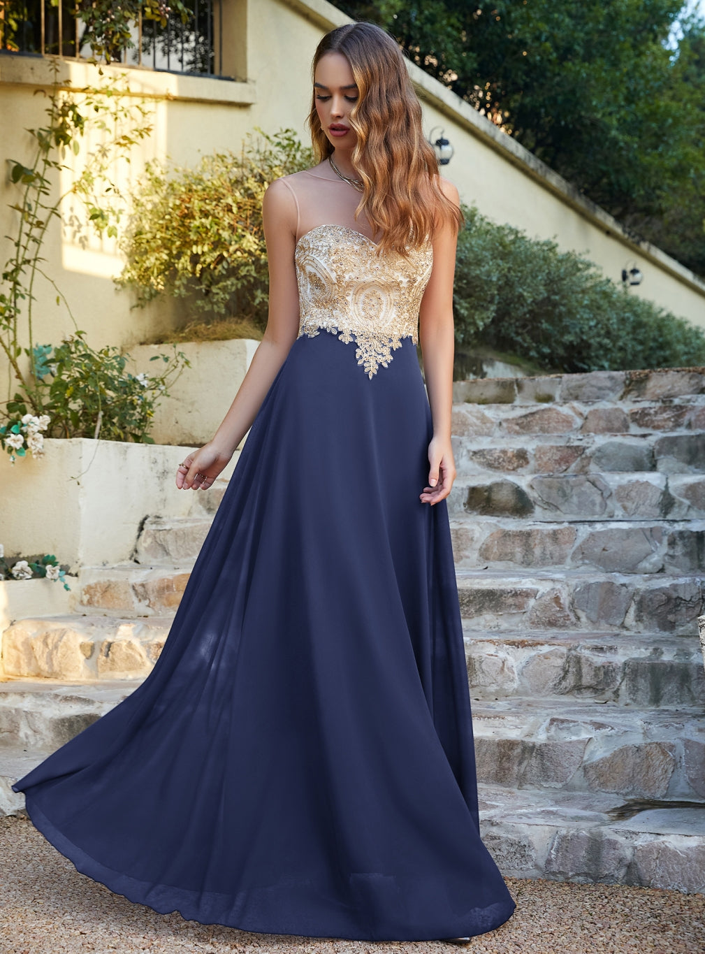 Elegant Long A-line Chiffon Sleeveless Tulle Lace Appliques Prom Dress