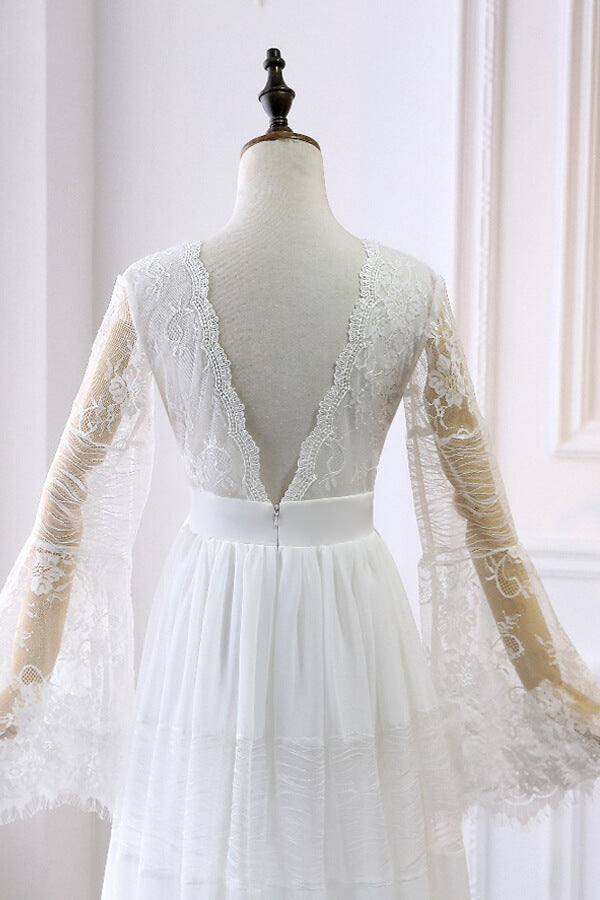Long Sleeve A-line V-neck Lace Tulle Wedding Dress