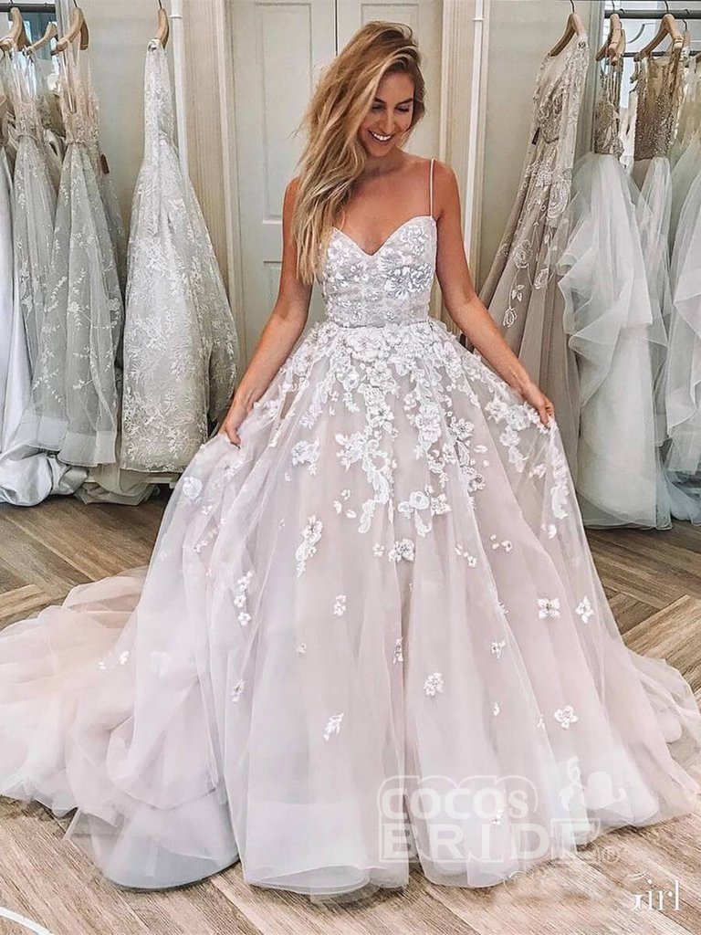 A-line Spaghetti Strap Sleeveless Lace Applique Long Wedding Dress
