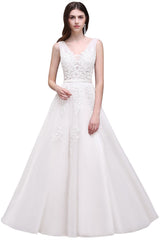 Fabulous Long V-neck Tulle Lace A-line Evening Dress