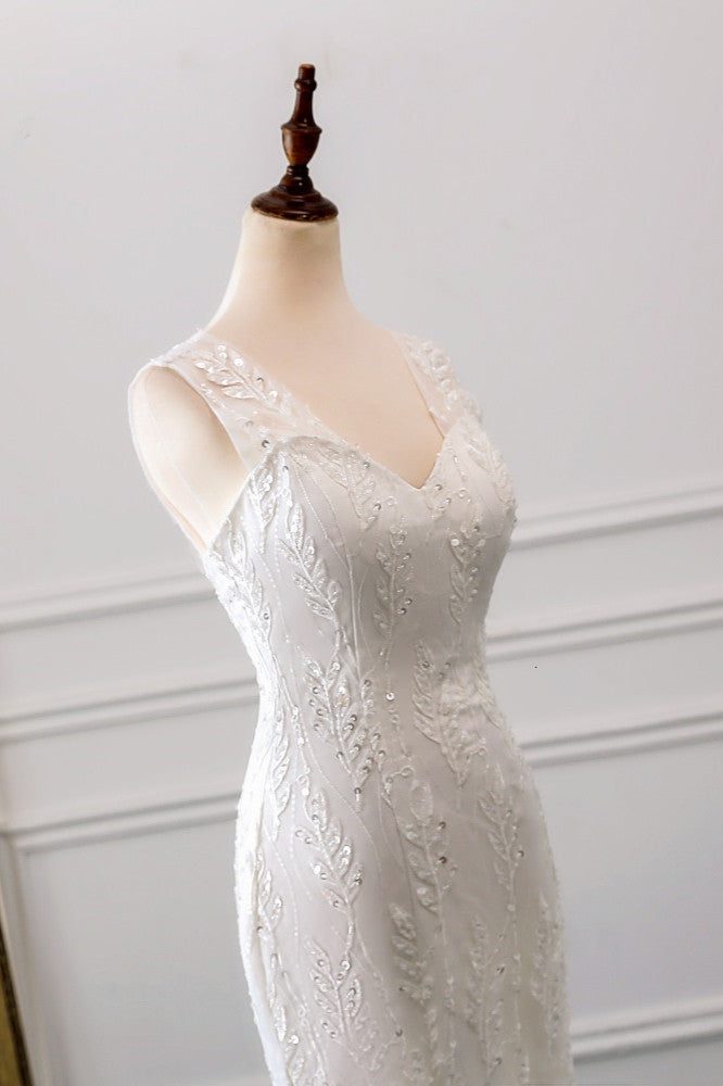 Gorgeous Long Mermaid V-neck Tulle Wedding Dress with Beadings