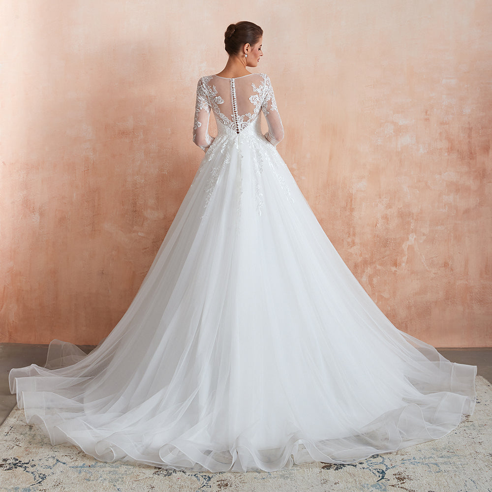 Elegant Long Ball Gown Appliques Lace Tulle Wedding Dress with Sleeves