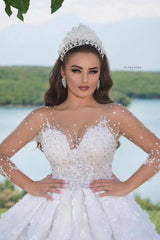 Luxury Long Ball Gown Sweetheart Beads Glitter Wedding Dress with Sleeves