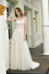 Chic Long One Shoulder Tulle Lace A-Line Wedding Dress
