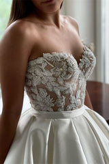 Beautiful Long A-line Sweetheart Satin Lace Wedding Dress