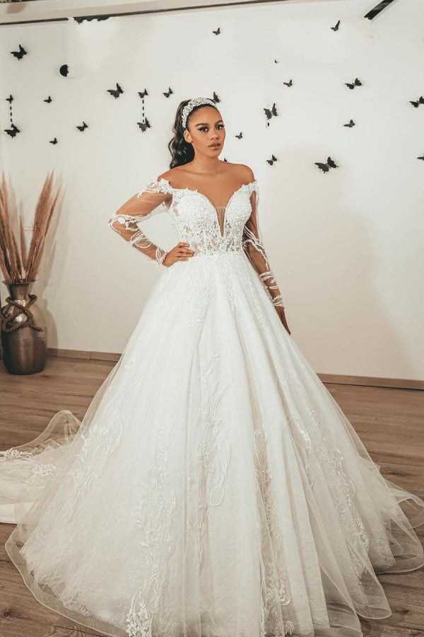 Classy A-Line Sweetheart Long Sleeve Appliques Lace Floor Length Tulle Wedding Dress