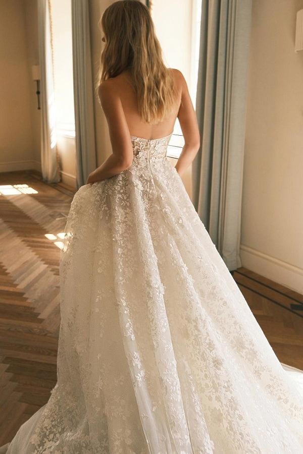 Elegant Long A-line Flower Open Back Lace Sweetheart Floor Length Wedding Dress