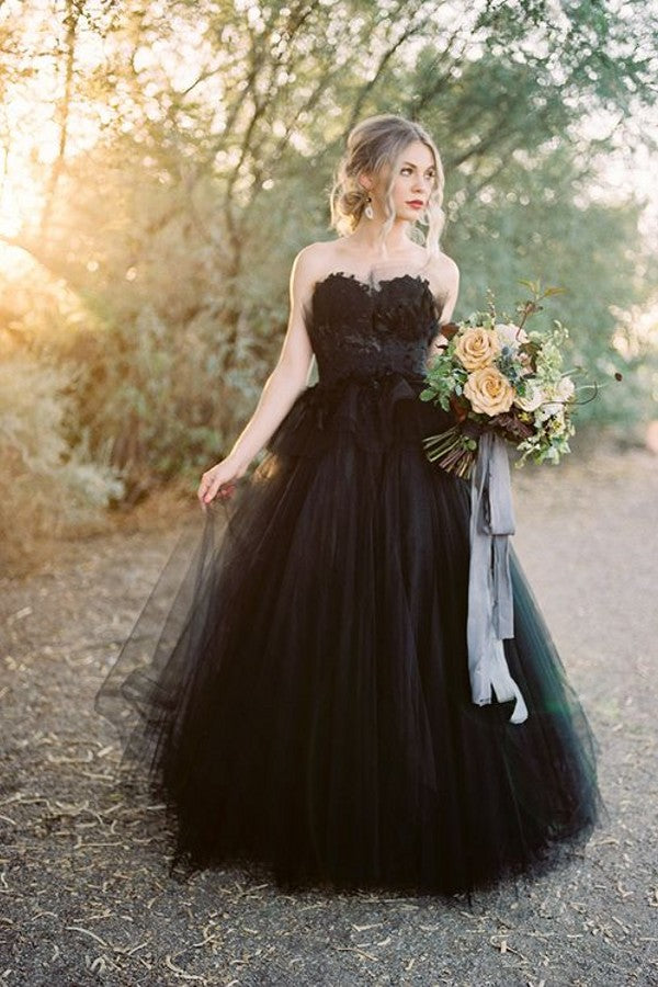 Classy Long A-line Sweetheart Open Back Tulle Black Wedding Dress with Lace