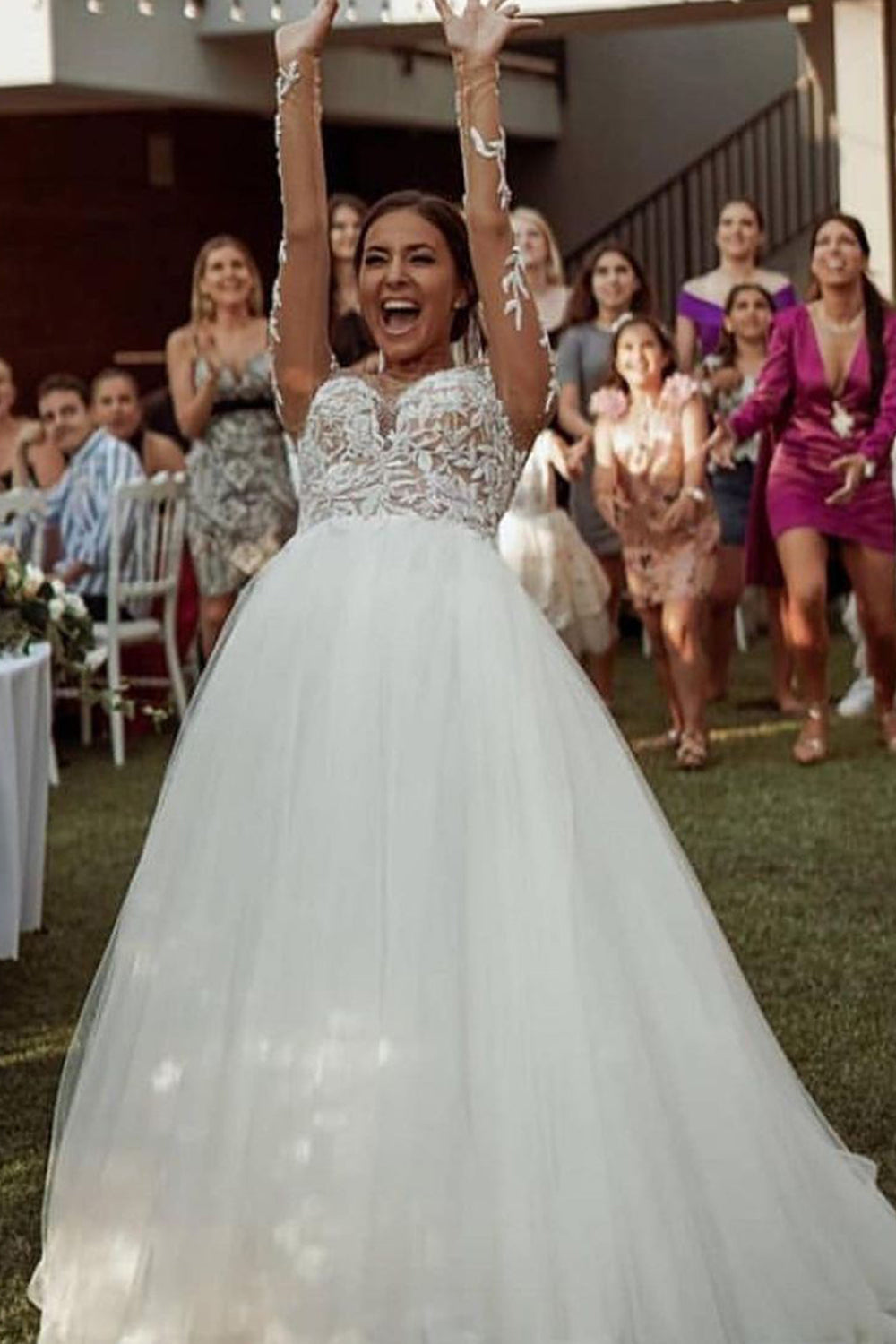 Elegant Long A-line Tulle Lace Wedding Dresses with Sleeves