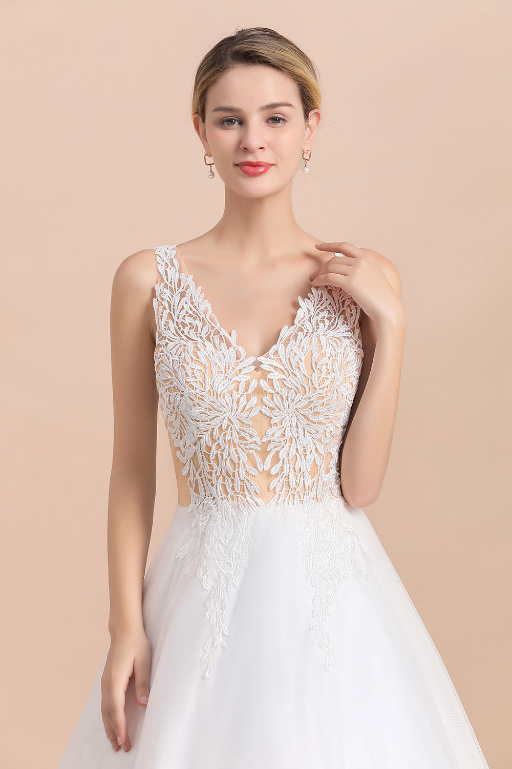 Long A-line Straps Tulle Appliques V-Neck Lace Boho Wedding Dress