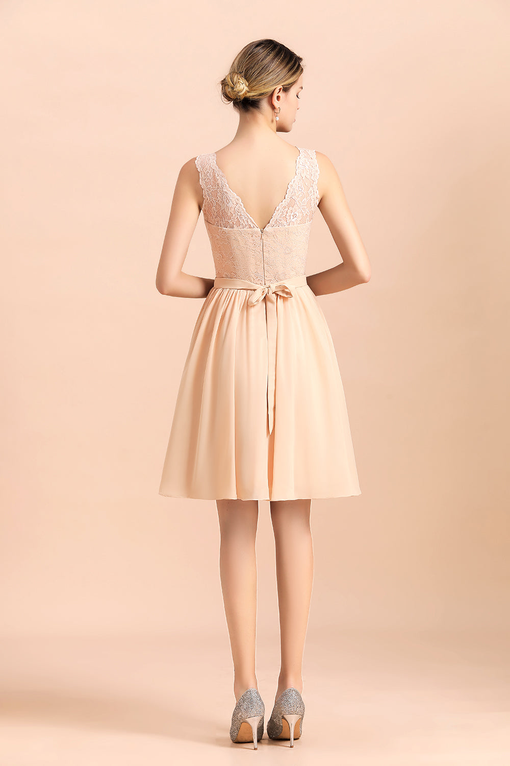 Lace A-Line Short V-neck Backless Wedding Guest Dresses with Short Sleeveless