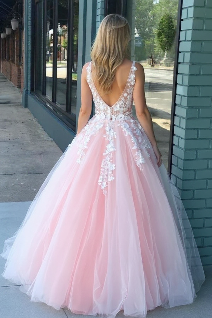 Elegant Long A-line V-neck Open Back Appliques Lace Tulle Prom Dress
