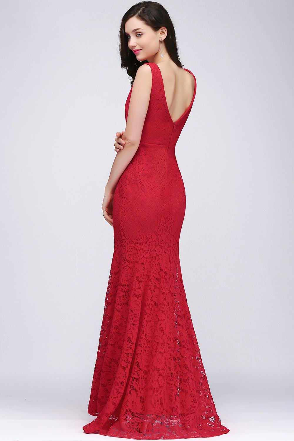 Elegant Mermaid Lace V-Neck Sleeveless Floor Length Bridesmaid Dresses