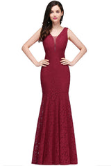 Elegant Mermaid Lace V-Neck Sleeveless Floor Length Bridesmaid Dresses