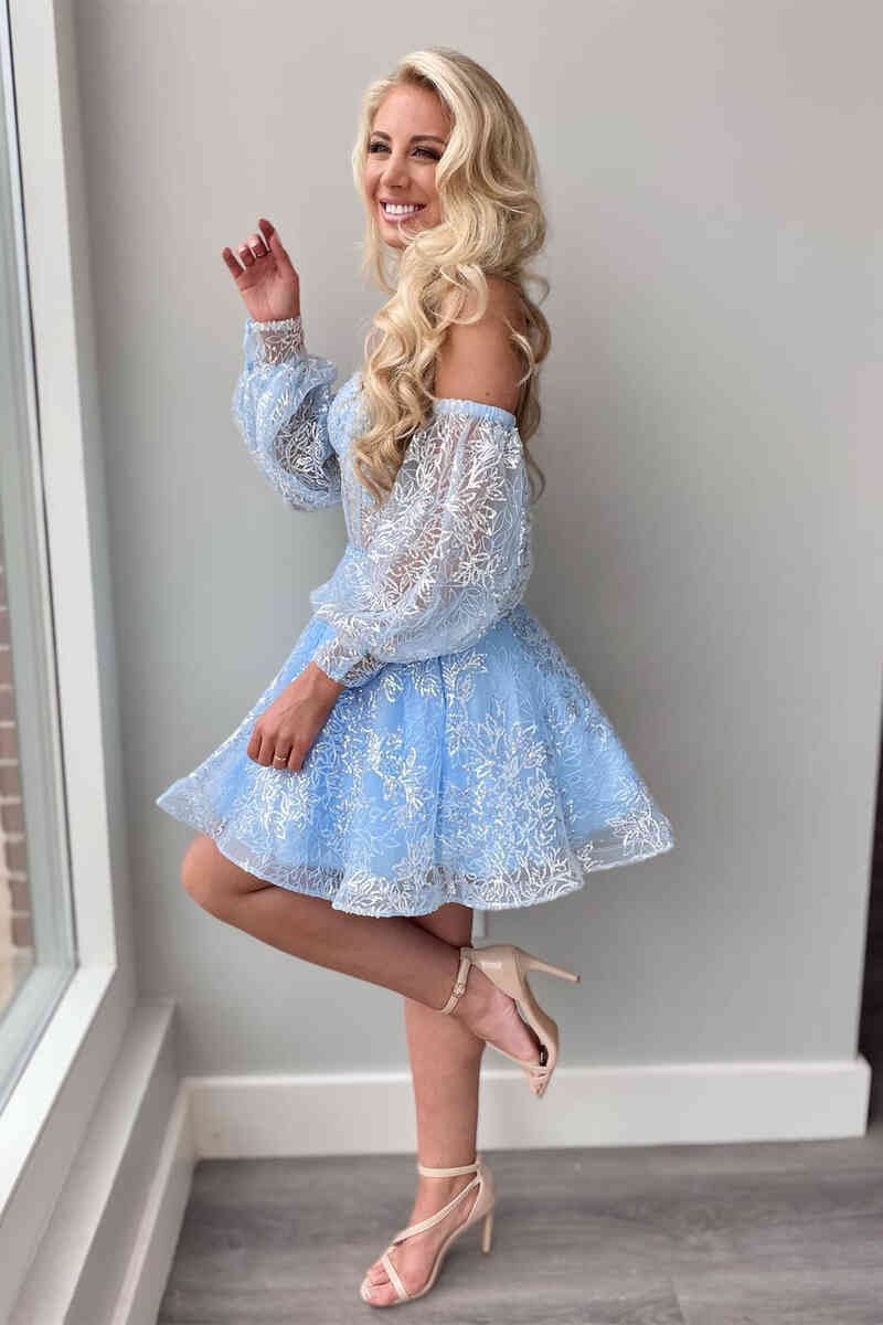 Sweetheart A-line Lace Short Homecoming Dress with Sleeves