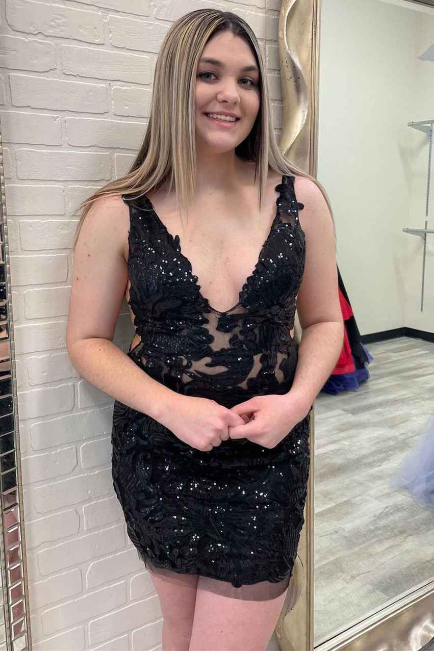 V-Neck Black Sequined Short Lace Open Back Homecoming Dress
