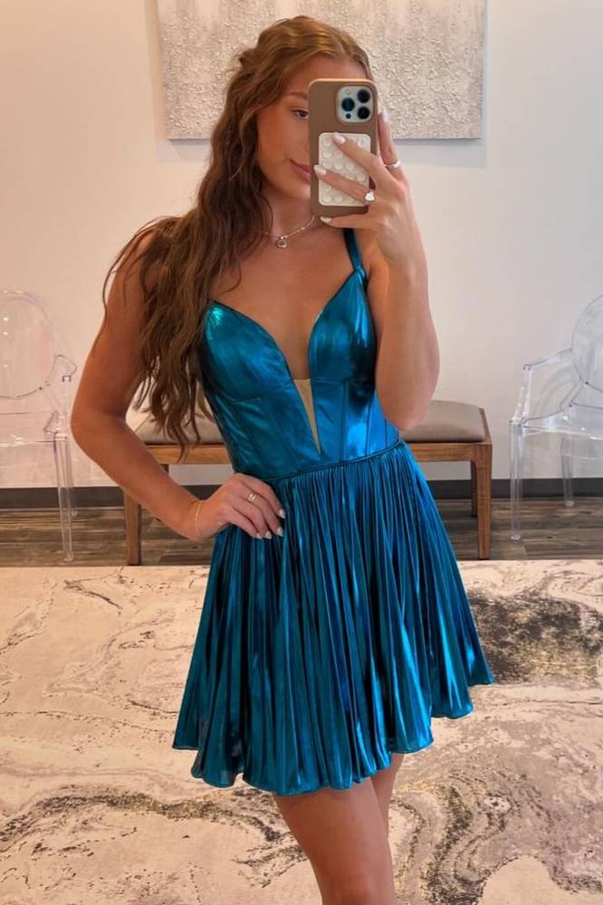 Short V-neck A-line Open Back Homecoming Dress