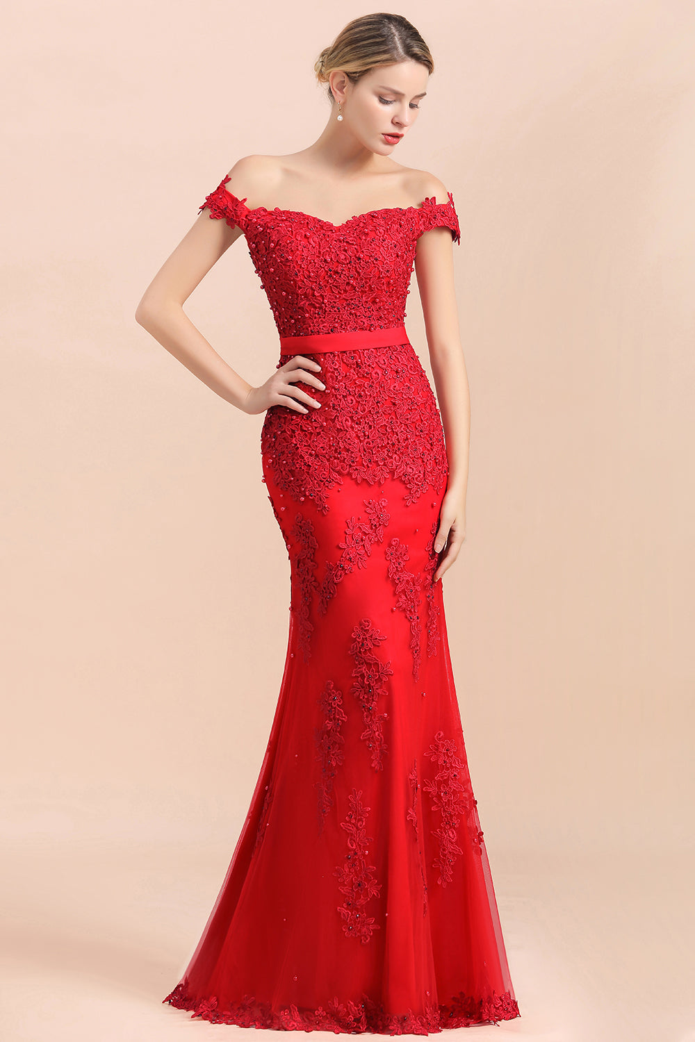 Glamorous Off the Shoulder Appliques Lace Tulle Mermaid Bridesmaid Dress