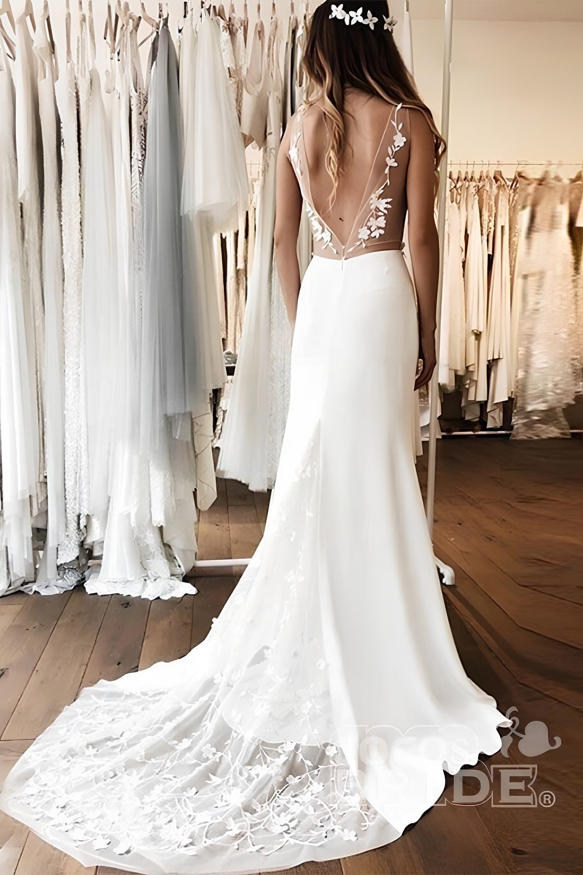 Gorgeous Long V-neck Lace Backless Mermaid Wedding Dresses