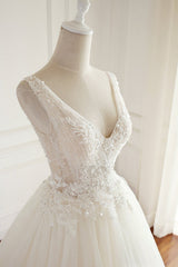 Long A-line V-neck Beads Backless Tulle Ivory Lace Wedding Dresses