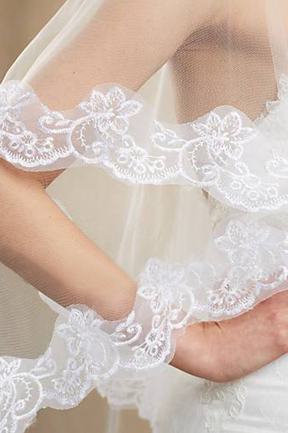 Two Tiered Veil for Bridal Women Wedding Veils With Lace