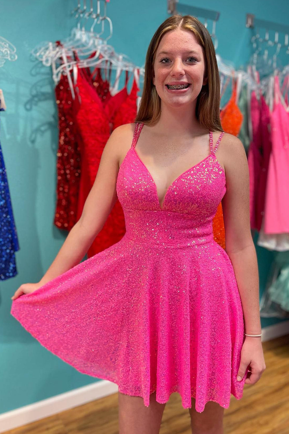 A-Line Spaghetti Straps Sweetheart Sequins Short Prom Dresses