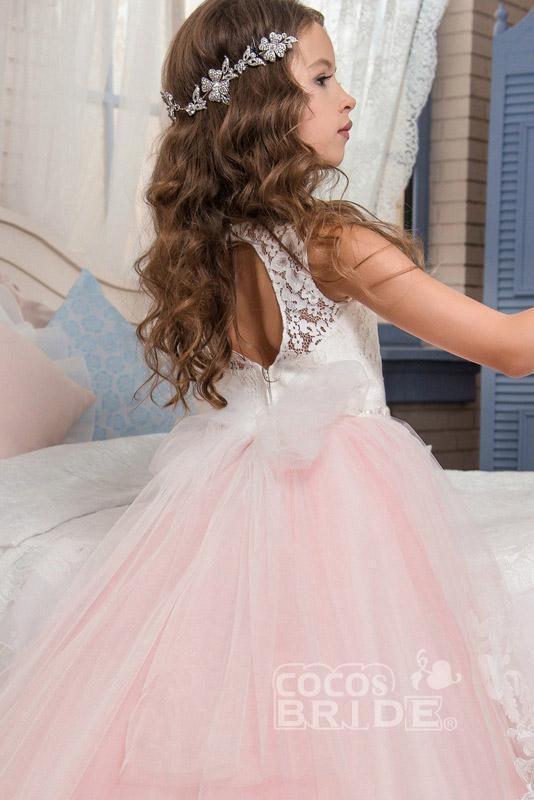 Long Tulle Lace Scoop Neck Sleeveless Ball Gown Flower Girl Dress