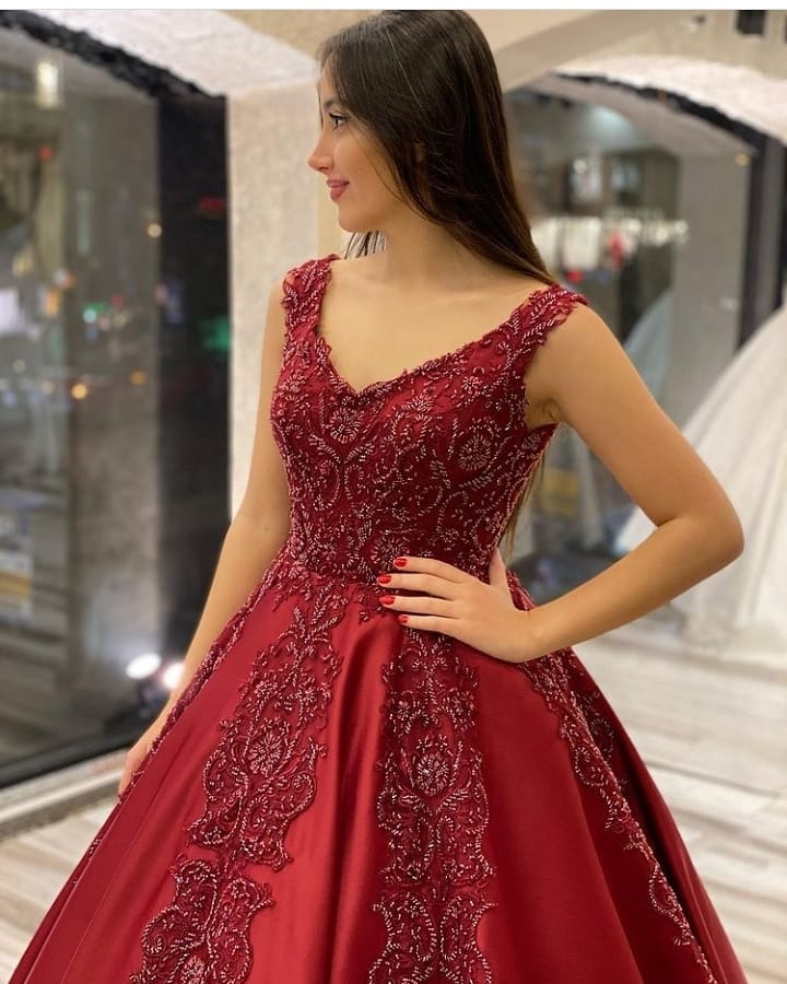 Gorgeous Long Burgundy V-neck Backless A-Line Appliques Beading Satin Ruffles Train Wedding Dress