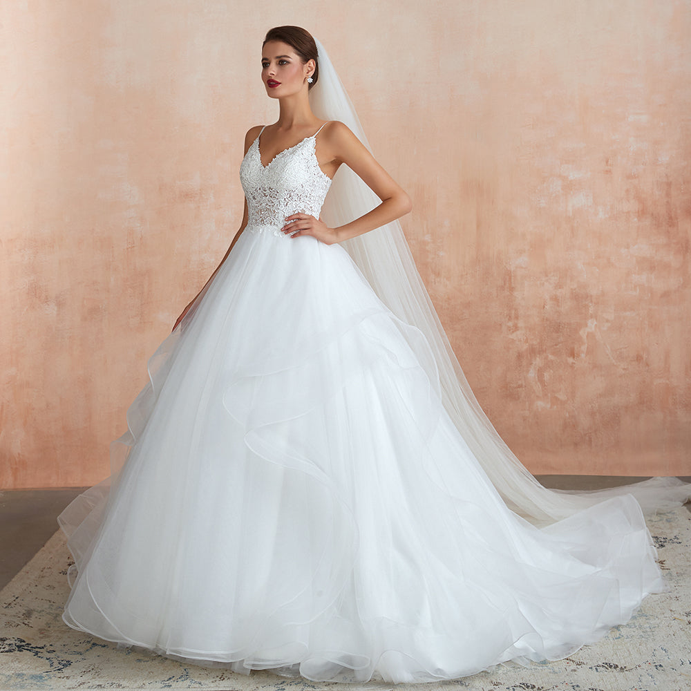 Long Sweetheart Appliques Lace Tulle A-line Wedding Dress