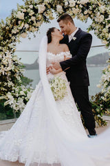 Elegant Long A-line Off the Shoulder Tulle Floral Lace Wedding Dresses