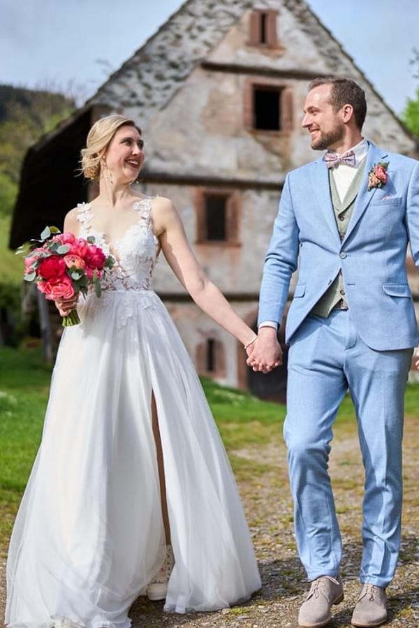 Long A-line Off The Shoulder Tulle Floor Length Wedding Dress with Appliques Lace
