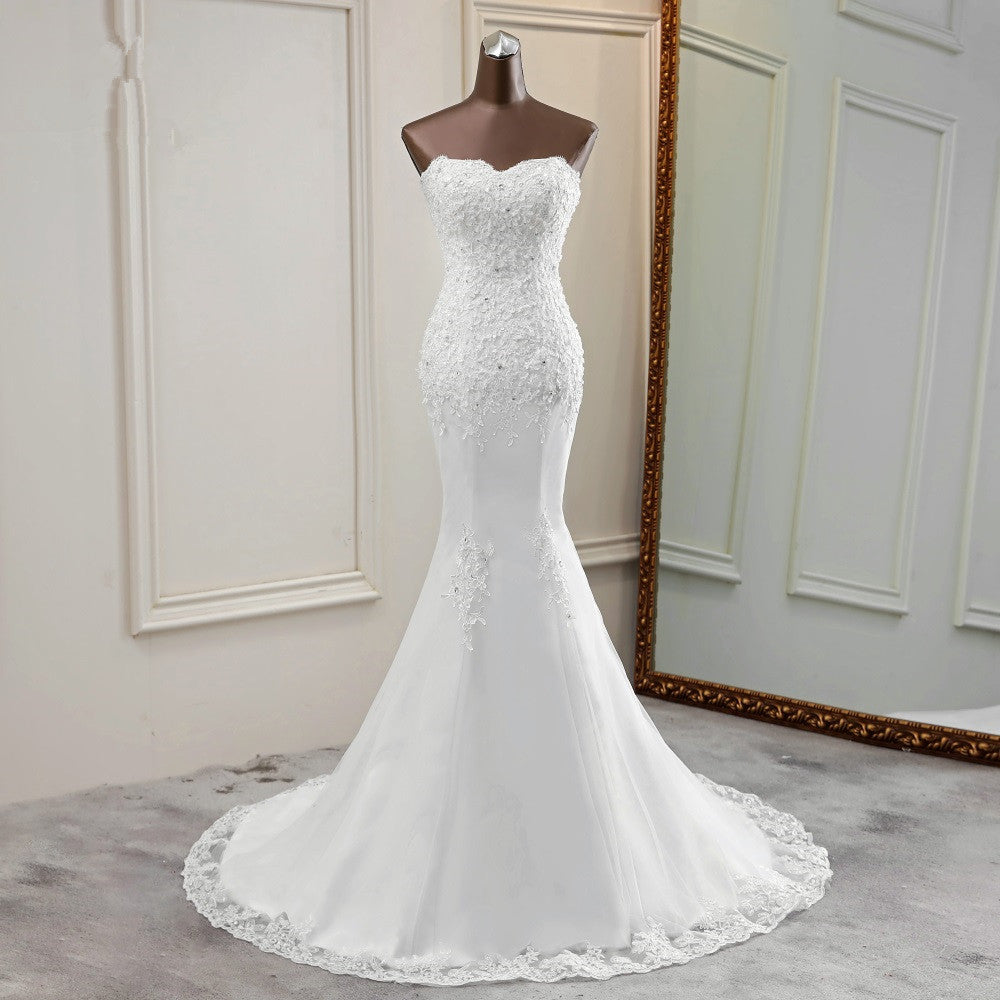 Chic Long Mermaid Strapless Lace Appliques Wedding Dress with Beadings