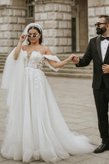 Boho Plus Size Long A-line Off the Shoulder Tulle Lace Wedding Dresses