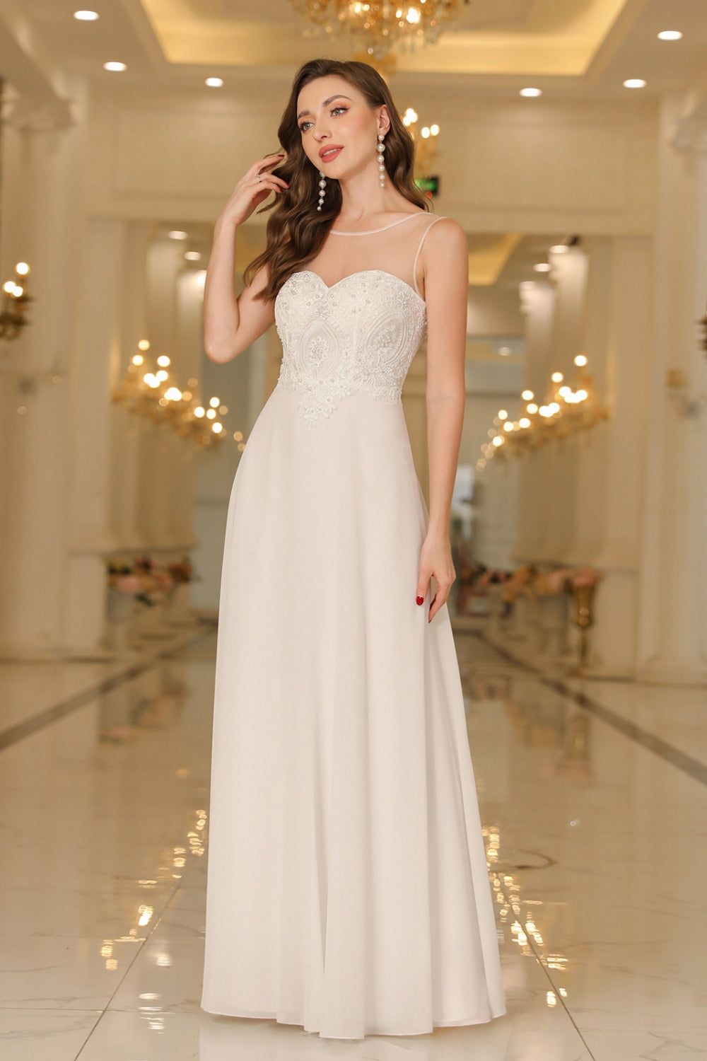 Elegant Long Scoop Neck Sleeveless Lace Appliques Chiffon Evening Dress